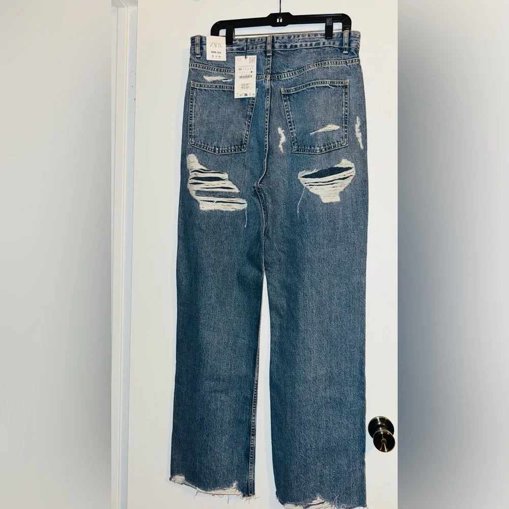NWT Zara High-Rise Full Length Raw Hem Back Distressed Wide Leg Jeans Sz 12 - Picture 2 of 7